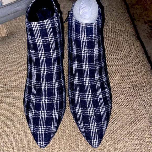 Alex Marie Tionna Plaid Booties - Picture 1 of 3